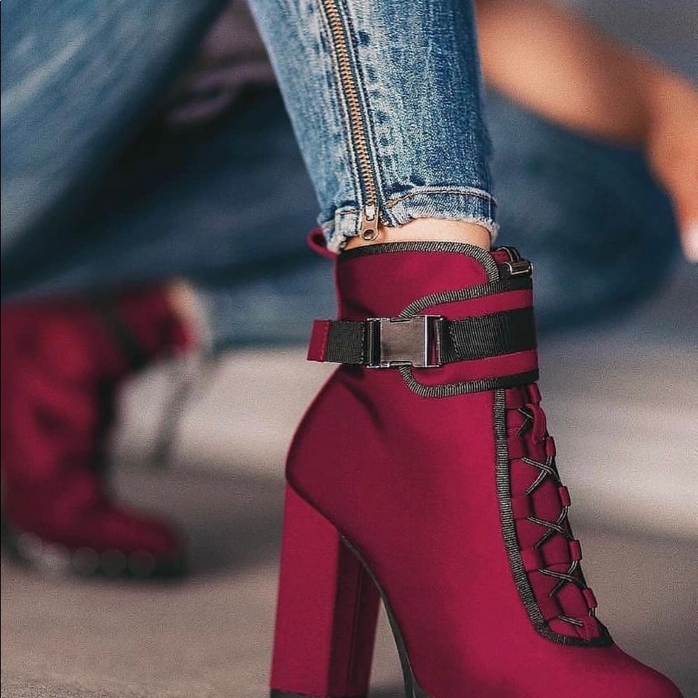 Meet your Posher, Farhana